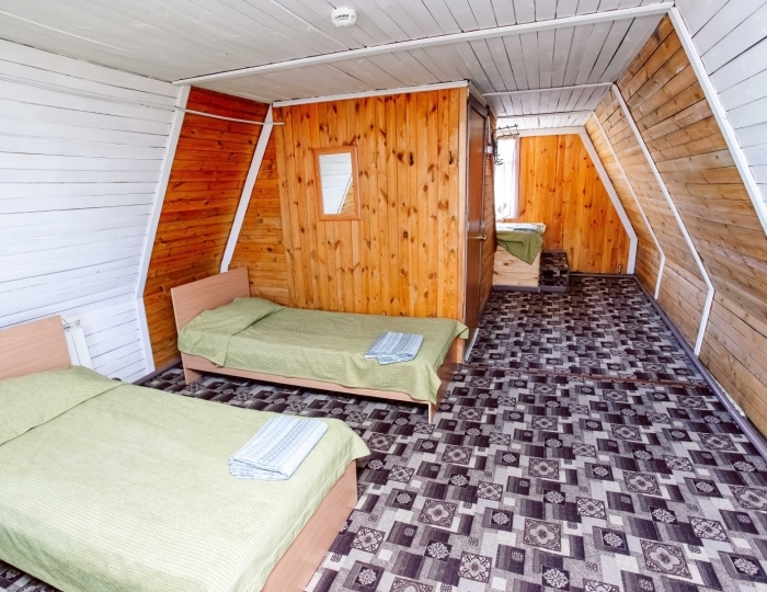 Домик 4-местный №2 (верх) - База отдыха «Ергаки»