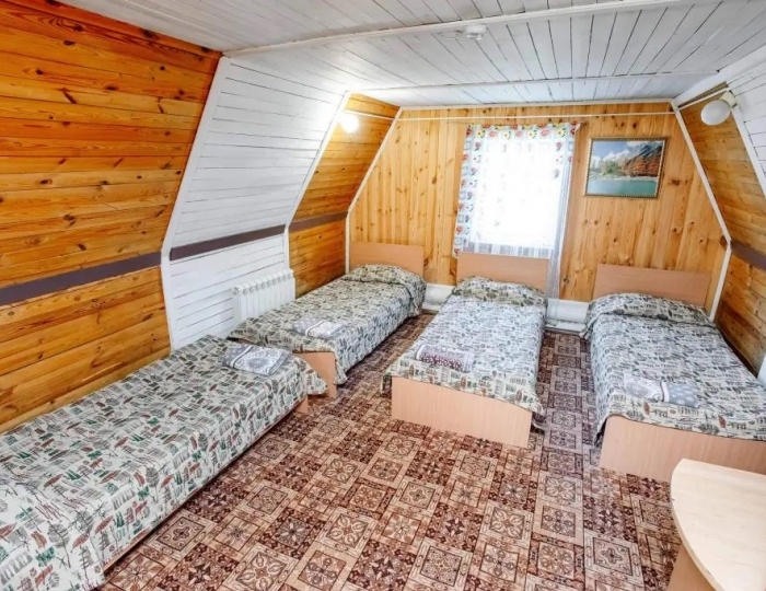 Домик 4-местный №3 (верх) - База отдыха «Ергаки»