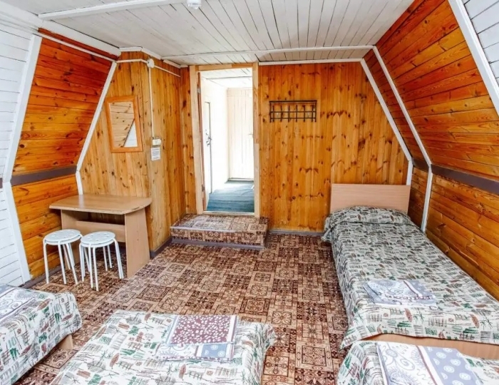 Домик 4-местный №3 (верх) - База отдыха «Ергаки»