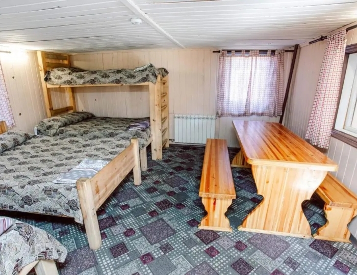 Домик 8-местный №3 (низ) - База отдыха «Ергаки»