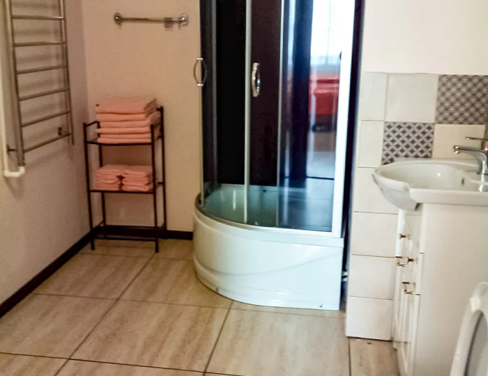 Семейный 6-местный (Backcountry) - База отдыха «Ергаки»