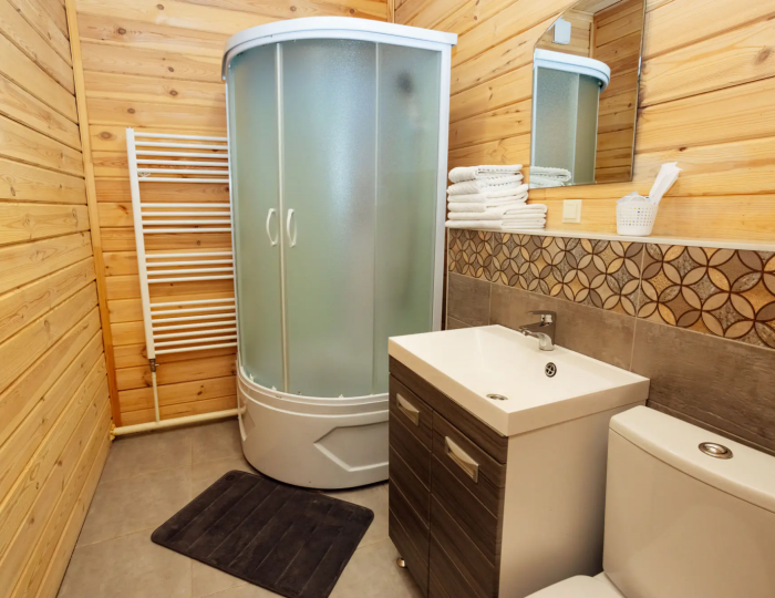 Улучшенный 2-мест VIP №2,3 (Здание.проката) - База отдыха «Ергаки»