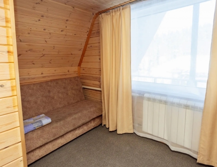 Эконом 3-местный 2-комнатный (№7) к.3 - База отдыха «Ергаки»