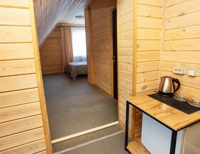 Эконом 3-местный 2-комнатный (№7) к.3 - База отдыха «Ергаки»